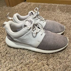 Women’s Nike Roshe One Knit ‘Vast Grey’ Sneaker